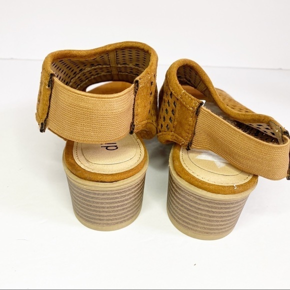 Diba Kubuli Tan Perforated Elastic Slingback Heeled Peeptoe Sandals - Picture 7 of 8